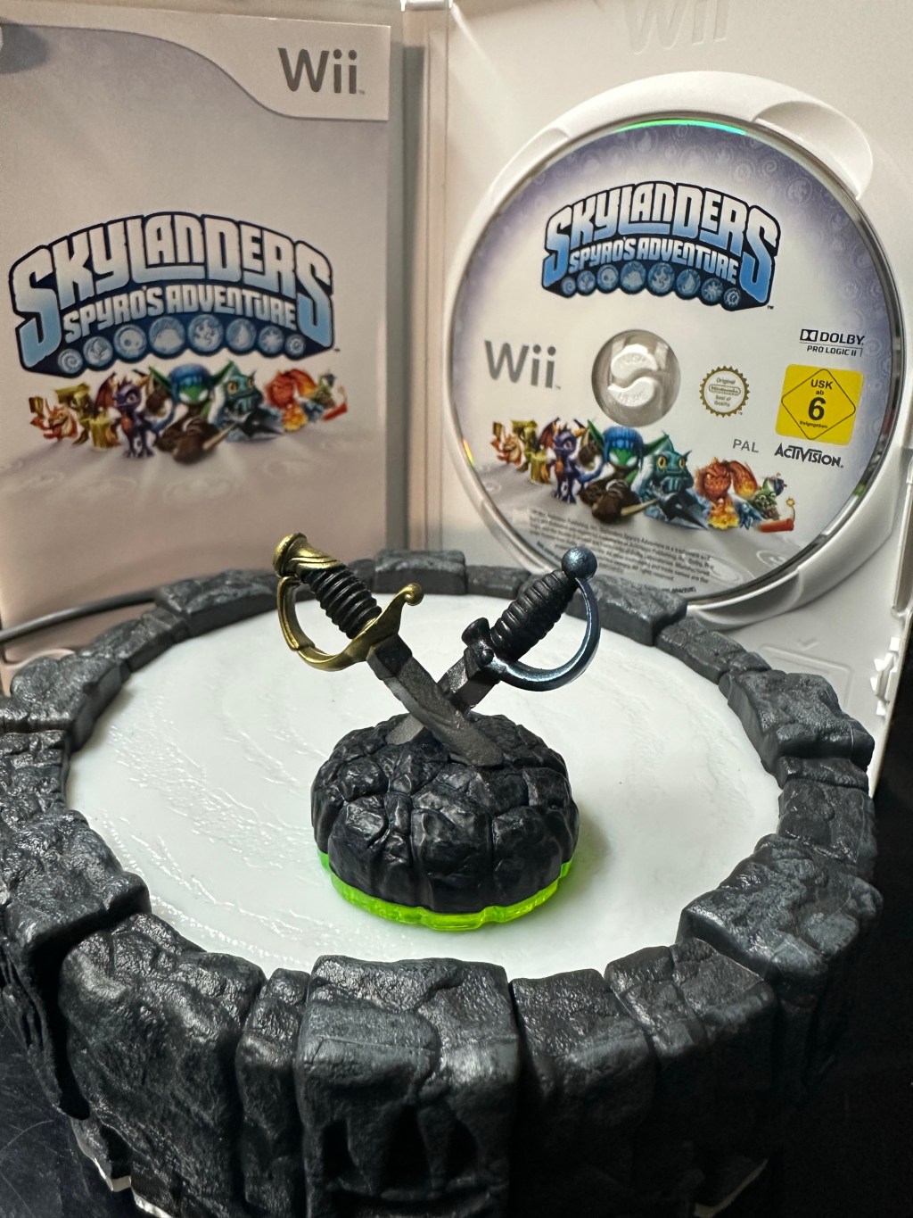 Ghost Swords: A Magic Item from Skylanders: Spyro’s Adventure (Wii, 2012)&nbsp;🗡️🎮☠️