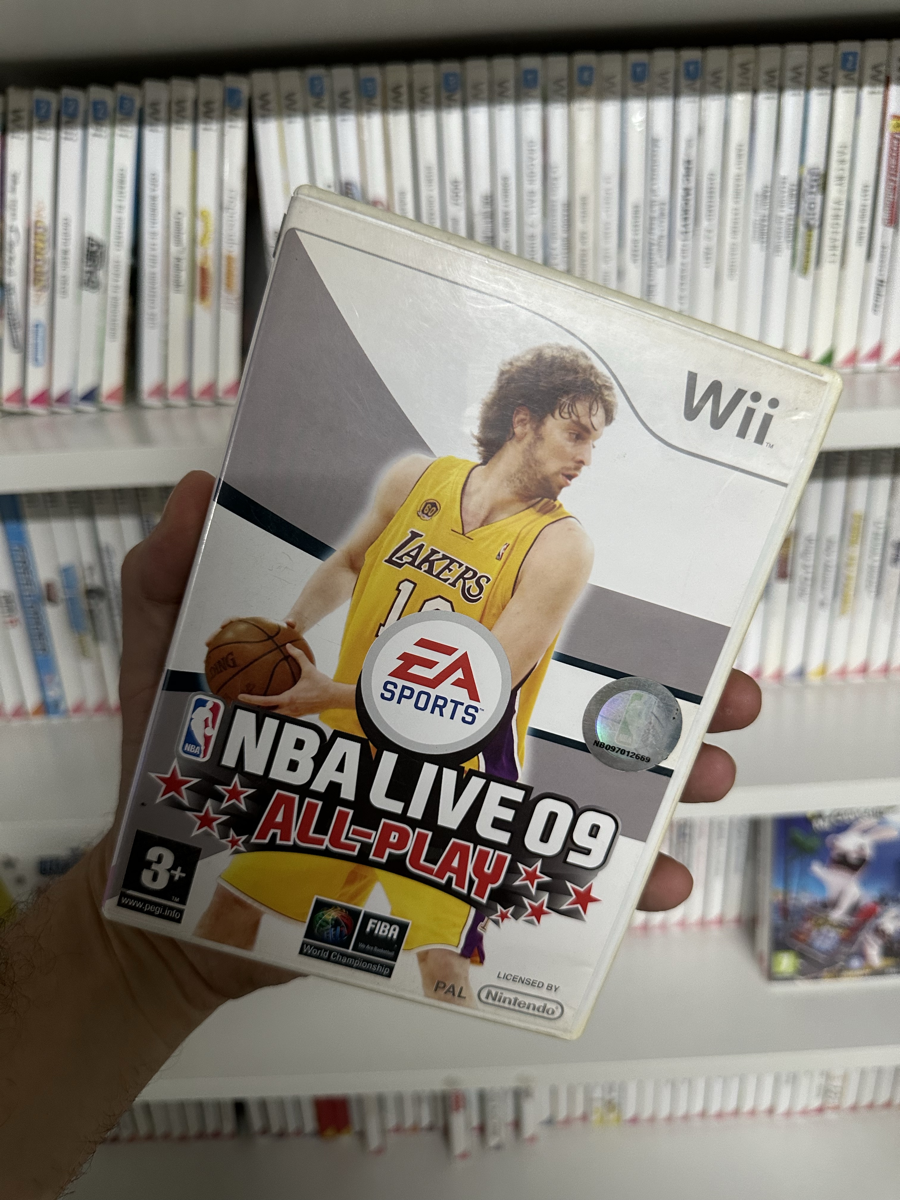 Slam Dunk Action in ‘NBA Live 09 All-Play’ (2008) – Wii Basketball Thrills 🏀👟🏆