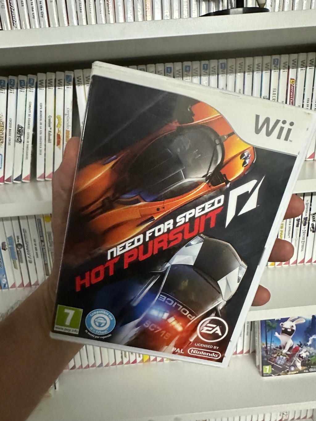 Need for Speed Hot Pursuit (2010) – Wii’s Exhilarating Racing Experience&nbsp;🚗🚓🏁
